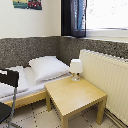 Seven Auberge de jeunesse Prague