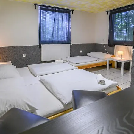 Hostel Seven *