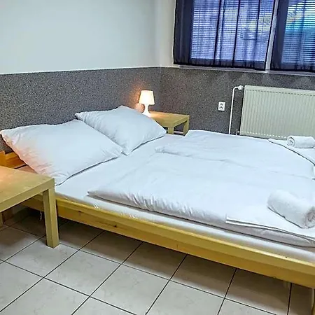 Seven Hostel