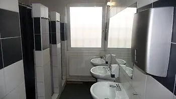بيت شباب شباب سيفين براغ